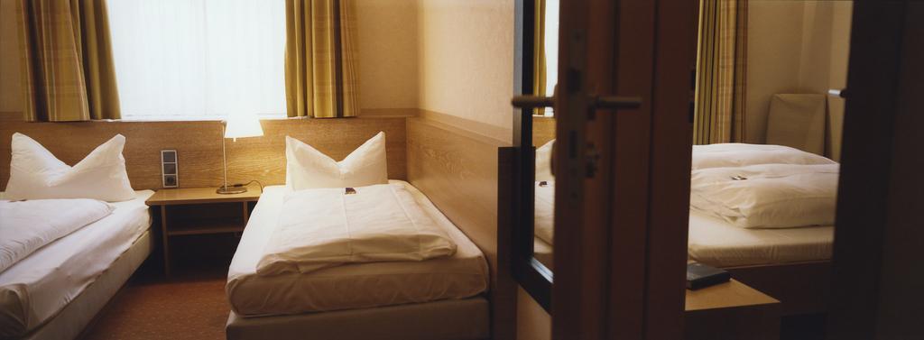 Hotel Jedermann Munich Exterior photo