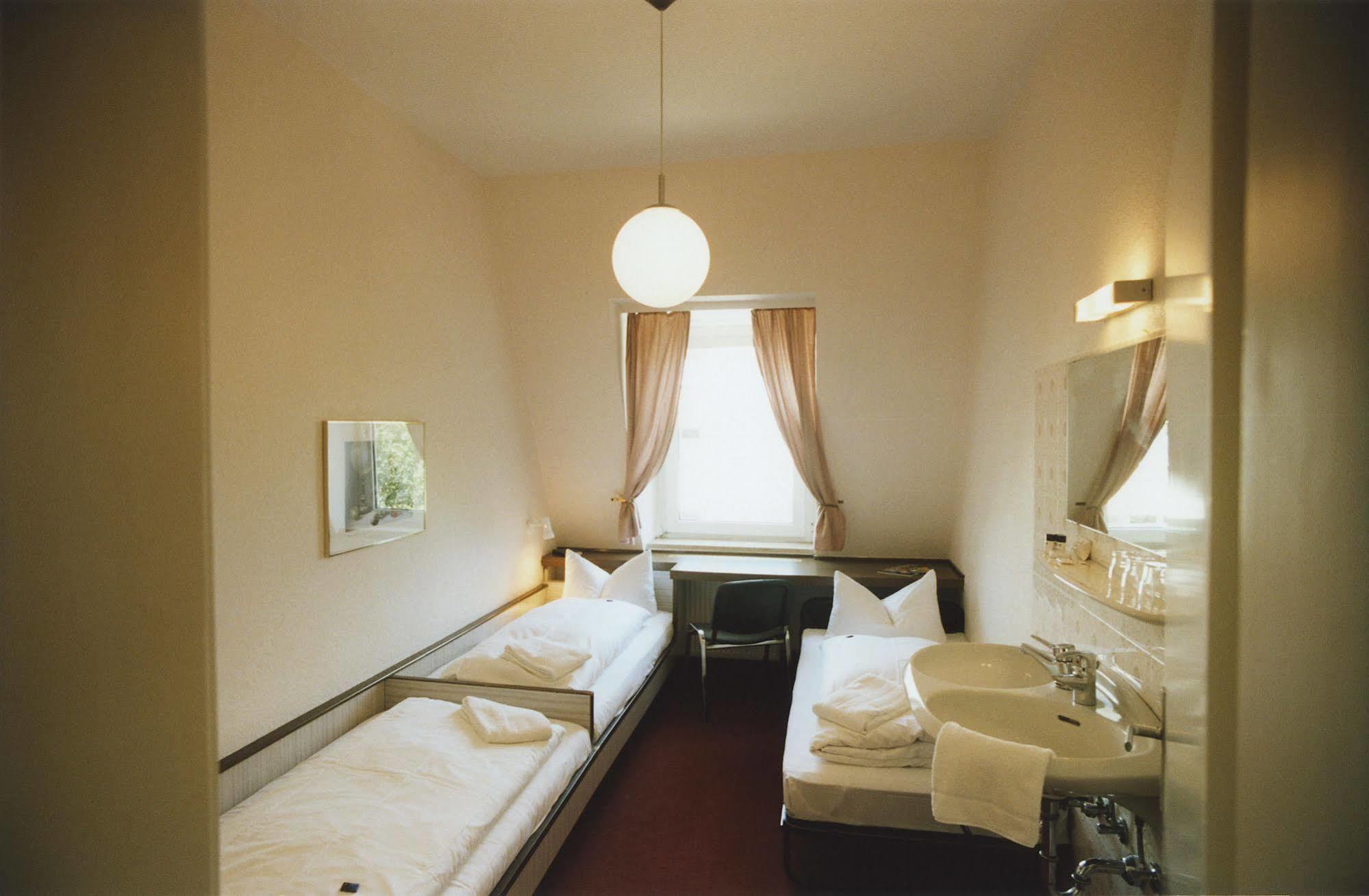 Hotel Jedermann Munich Exterior photo